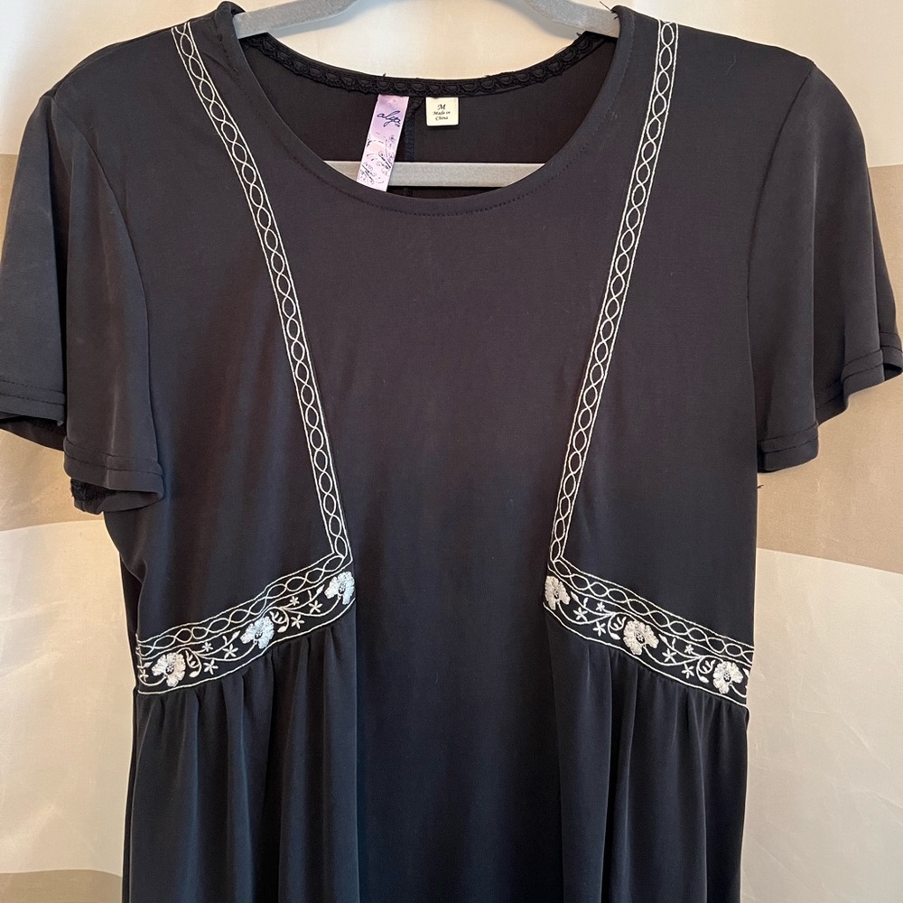 Francescas - Dress - Picture 3 of 4